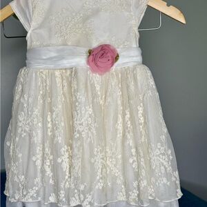 Elegant Cream Lace Kids Dress with Pink Accent